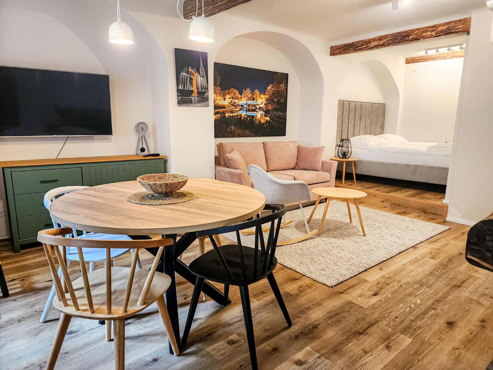Apartmany Rangifer Плзень Екстер'єр фото